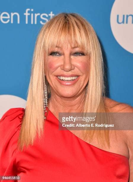 6,883 Suzanne Somers Photos & High Res Pictures